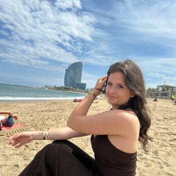 Babysitter in Debrecen: Linda