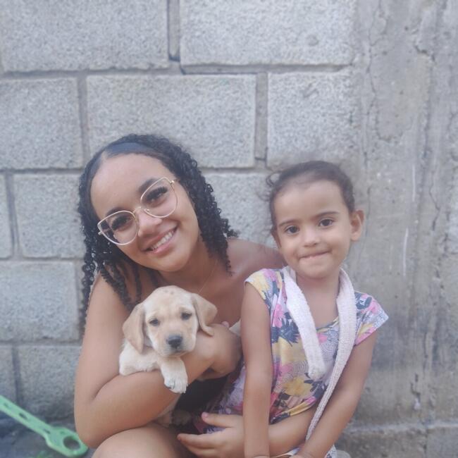 Babysitter in Betim: Ayslla