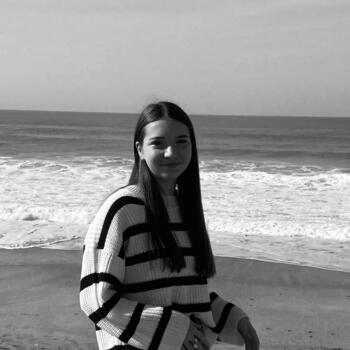 Babysitter in Libourne: Lylou