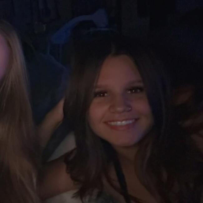 Babysitter in Waxahachie: Keira