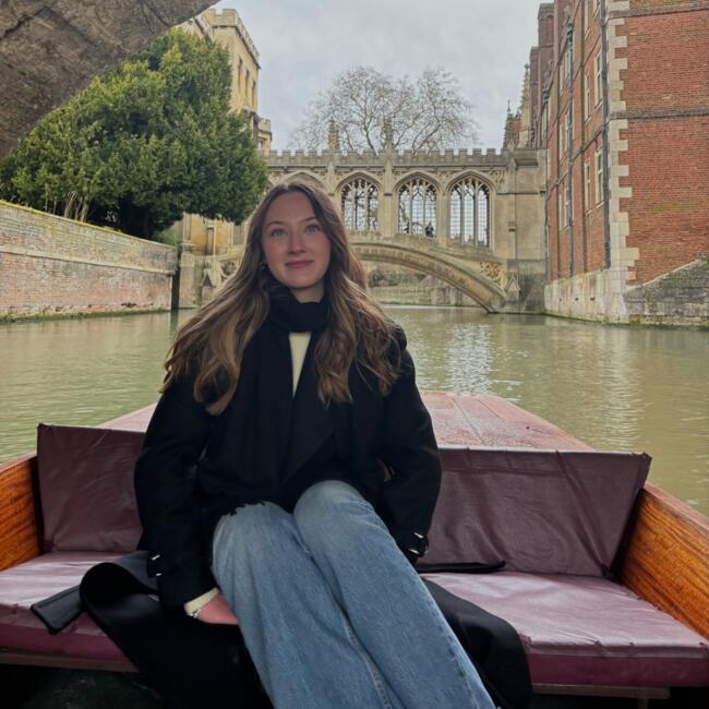 Babysitter in Rome: Alice