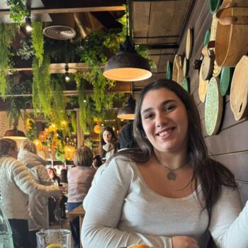 Babysitter in Benedita: Ana