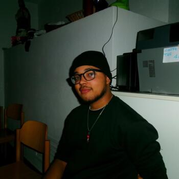 Babysitter Vacallo: Mouhamed