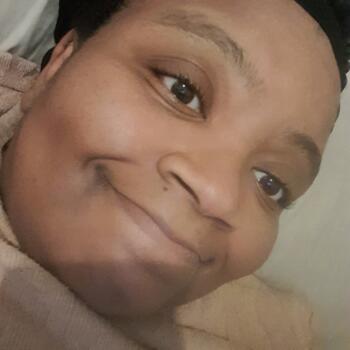 Babysitter Bradford: Shaneice