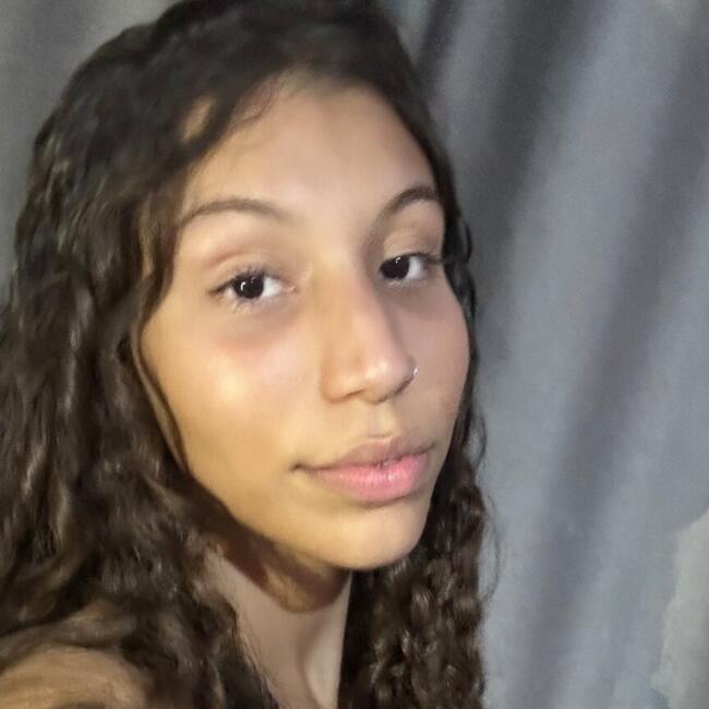 Babysitter in Uberaba: Gabriella
