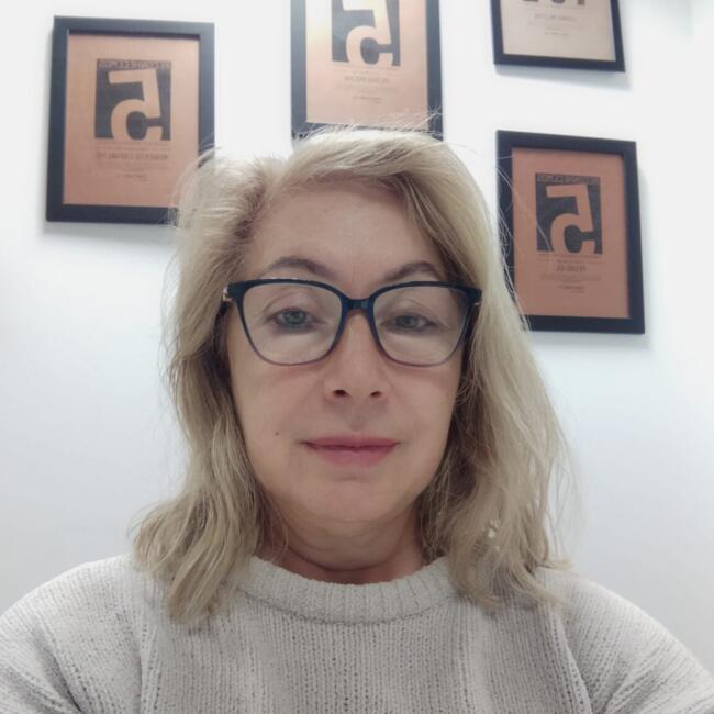 Babysitter em Faro: Fátima