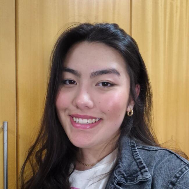 Babysitter in Blumenau: Laila Mayumi