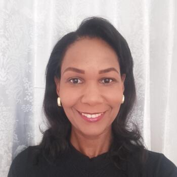 Babá Itajaí: Jeane