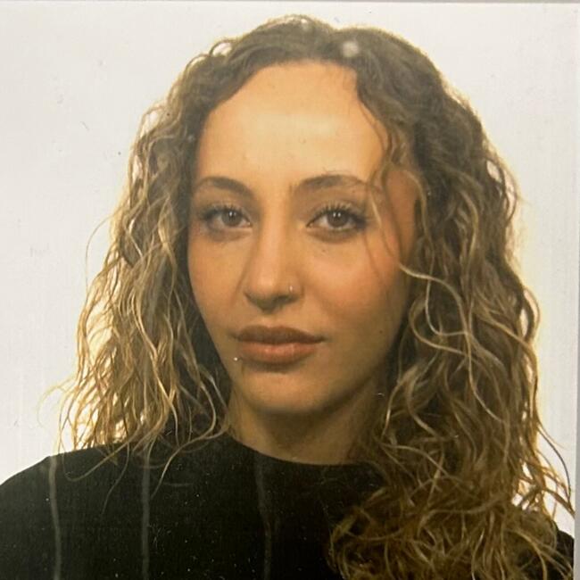 Nanny in Seville: Raquel