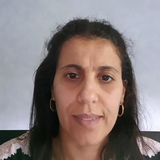 Babysitter in Saint-Herblain: Houaria