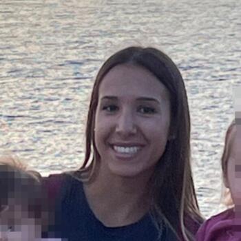 Babysitter in La Spezia: Nicole