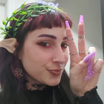 Emprego de babá em Curitiba: emprego de babá Chai