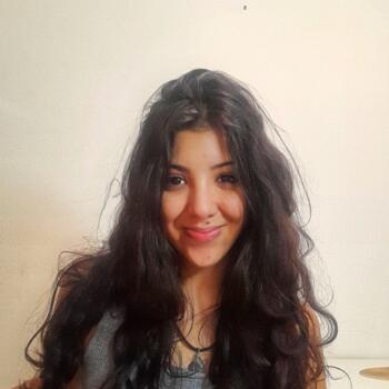 Babysitter in Paris: Carli