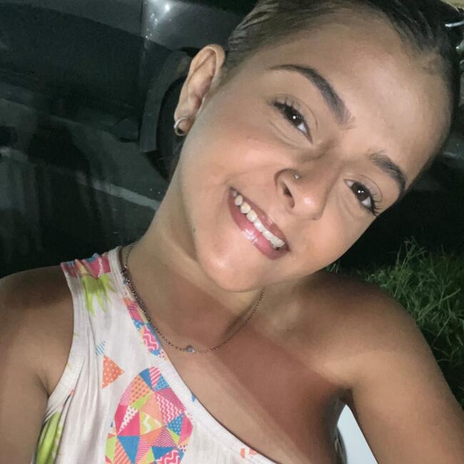 Babysitter in Ipatinga: Sophia