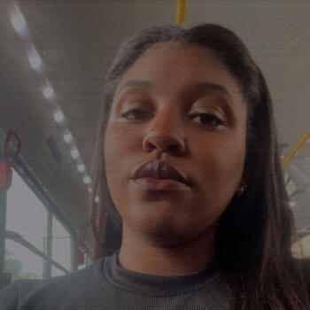 Babysitter in Petrópolis: Karina