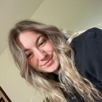 Babysitter in Nueil-les-Aubiers: Lison