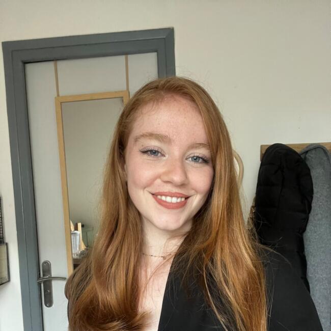 Babysitter in Amiens: Emma