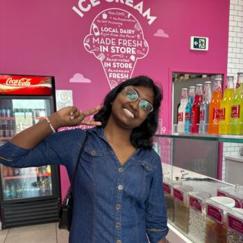 Babysitter in Windsor: Ruth