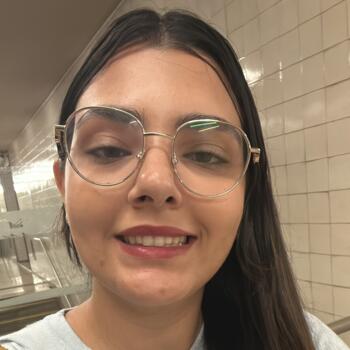Babysitter in Lisbon: Cássia