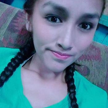 Niñera Limón (Provincia de Alto Amazonas): Alexandra