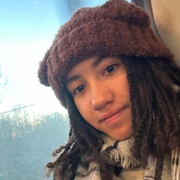 Babysitter in Pessac: Maeva