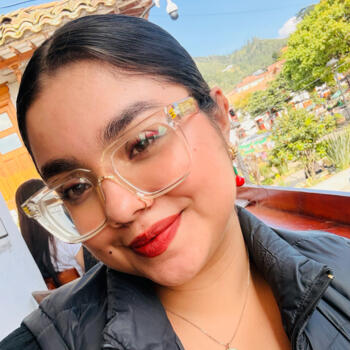 Niñera en Medellín: Manuela