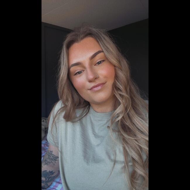 Babysitter in Latrobe: Lucy