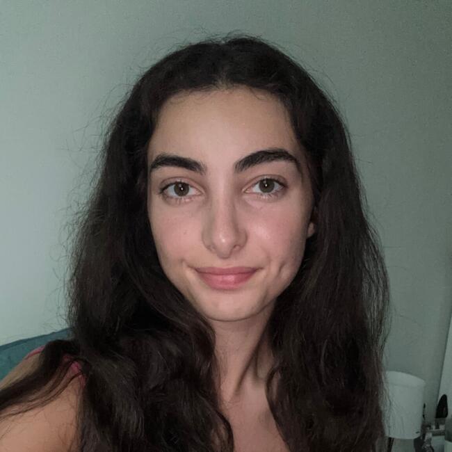 Babysitter in Rome: Lucia