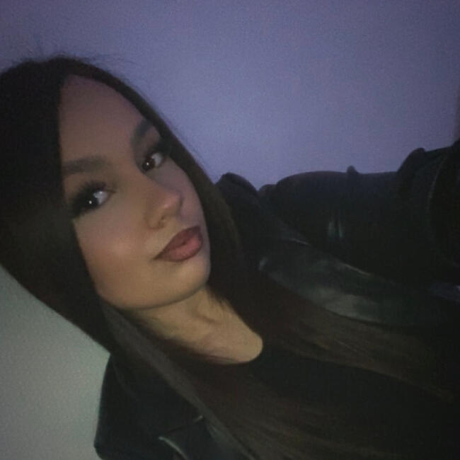 Babysitter in Villepinte: Inès