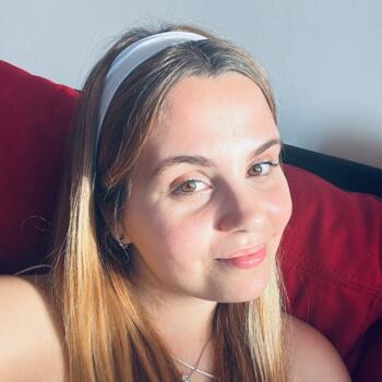 Babysitter em Algés: Laura