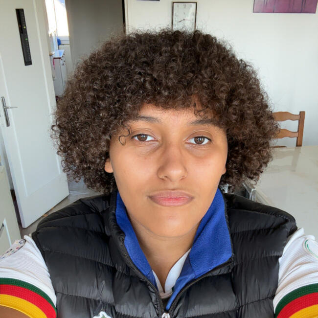 Babysitter in Calais: Stessy