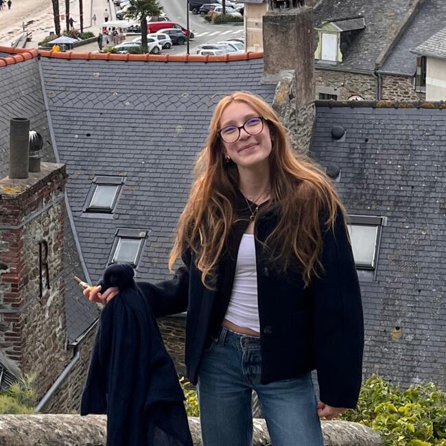 Babysitter in Ramillies: Marion