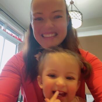 Babysitter in St. Catharines: Sarah