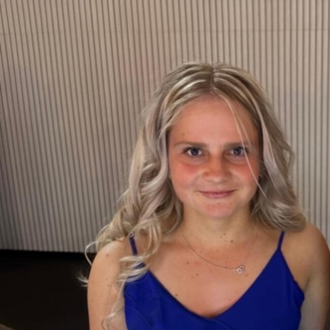 Babysitter in Christchurch: Keira