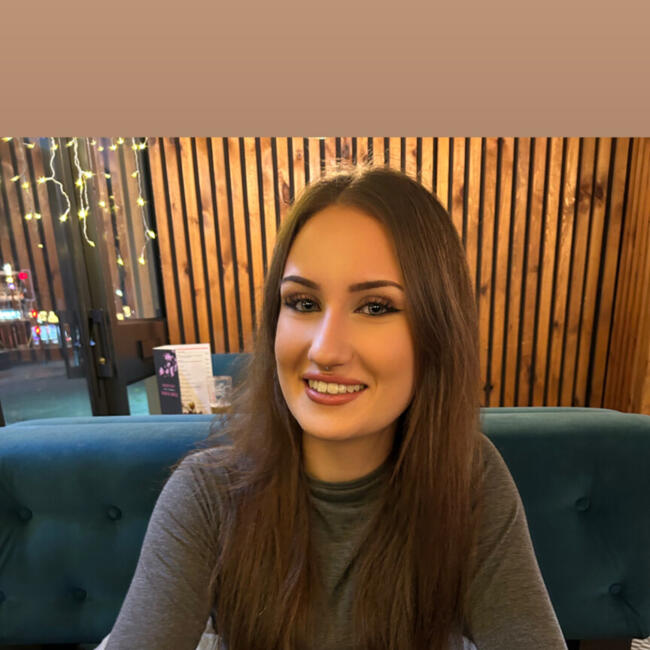 Babysitter in Wakefield: Milly