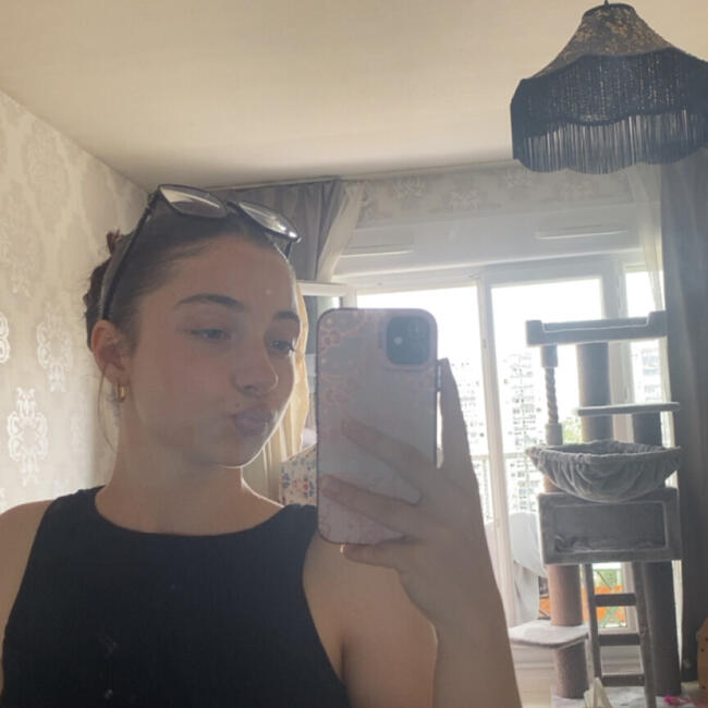 Babysitter in Rennes: Violette