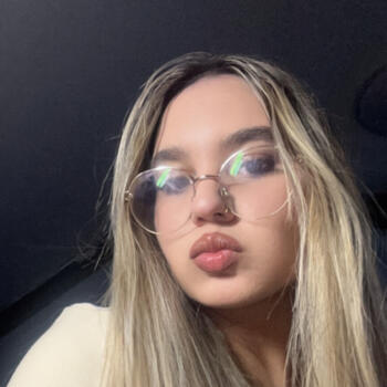 Babysitter in Beveren: Kamila