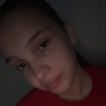 Babysitter in Épinal: Eve