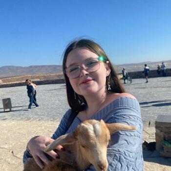 Babysitter in Auckland: Sam