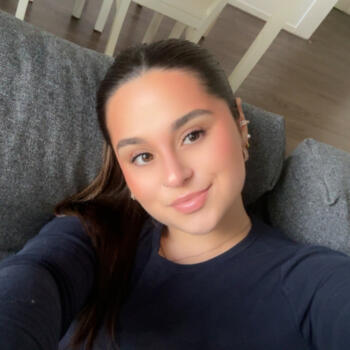 Babysitter Rotterdam: Angela