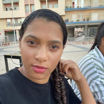 Babysitter in Faro: Ivanilda