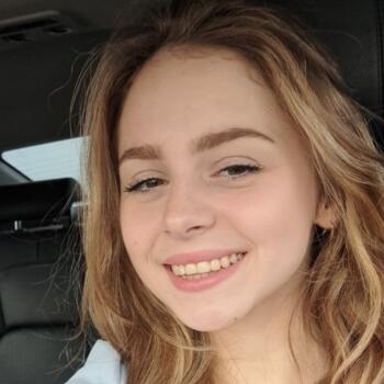 Baby-sitter in Deinze: Julia