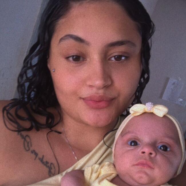 Emprego de babá em Uberlândia: Amanda
