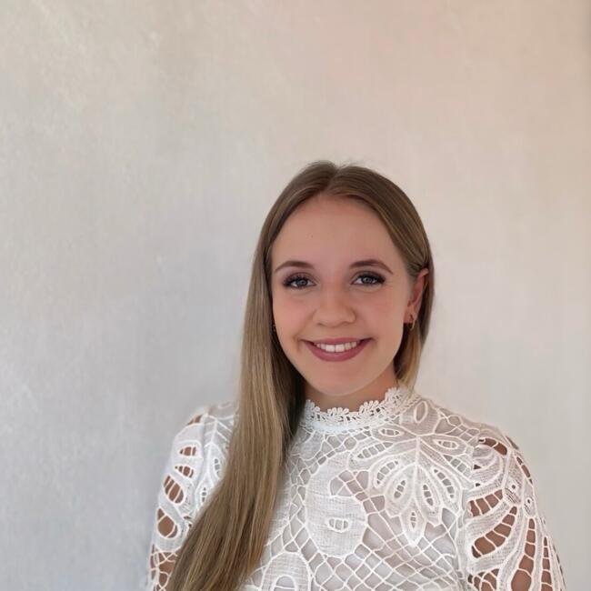 Niñera en Oberá: Luana Katherine Kuhlig