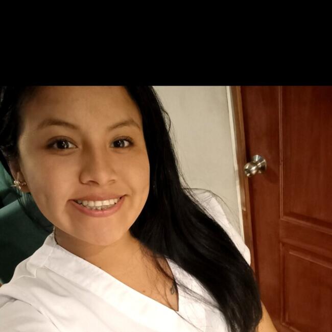 Canguro en Alfafar: Naysha Tarazona