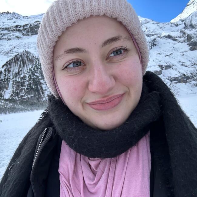 Babysitter in Zürich: Tuqa