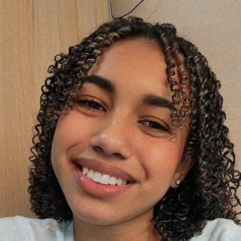 Babá em Várzea Paulista: Tainara de Oliveira