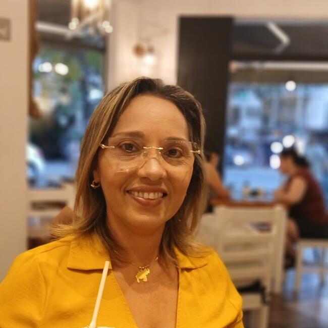 Babysitter in Buenos Aires: Milagros del Valle