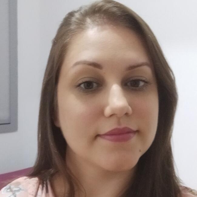 Babysitter in Joinville: Daiane