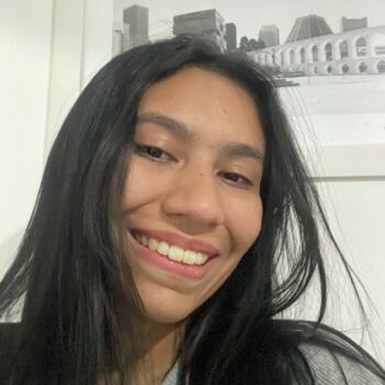 Babysitter in Jundiaí: Maria